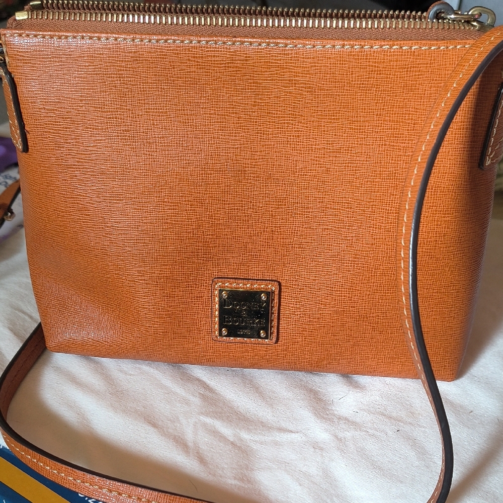 Dooney And Bourke Crossbody Bag